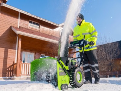 Greenworks и выбор снегоуборщика для дачи