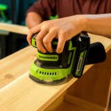 Эксцентриковая шлифмашина акк. Greenworks OS325, 24V, 125 мм, 5000-8000-11000 об/мин, амплитуда 2.4 мм, 1х2Ач, ЗУ, кор (3100907CUA)