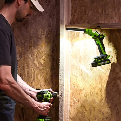 Рабочий аккумуляторный LED-фонарь 2-в-1 Greenworks, Арт. 3503707, 24V, 650 Лм, сменные плафоны, без АКБ и ЗУ