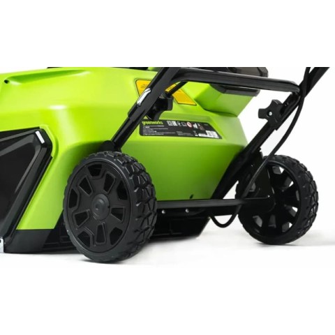 Снегоуборщик аккумуляторный Greenworks Арт. 2602907UG, 60V, 51 см, бесщеточный, c 1хАКБ 5Ач и ЗУ