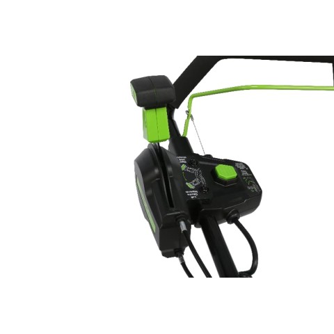 Снегоуборщик аккумуляторный Greenworks Арт. 2602507UB, 82V, 56 см, бесщеточный, c АКБ 5АЧ и ЗУ