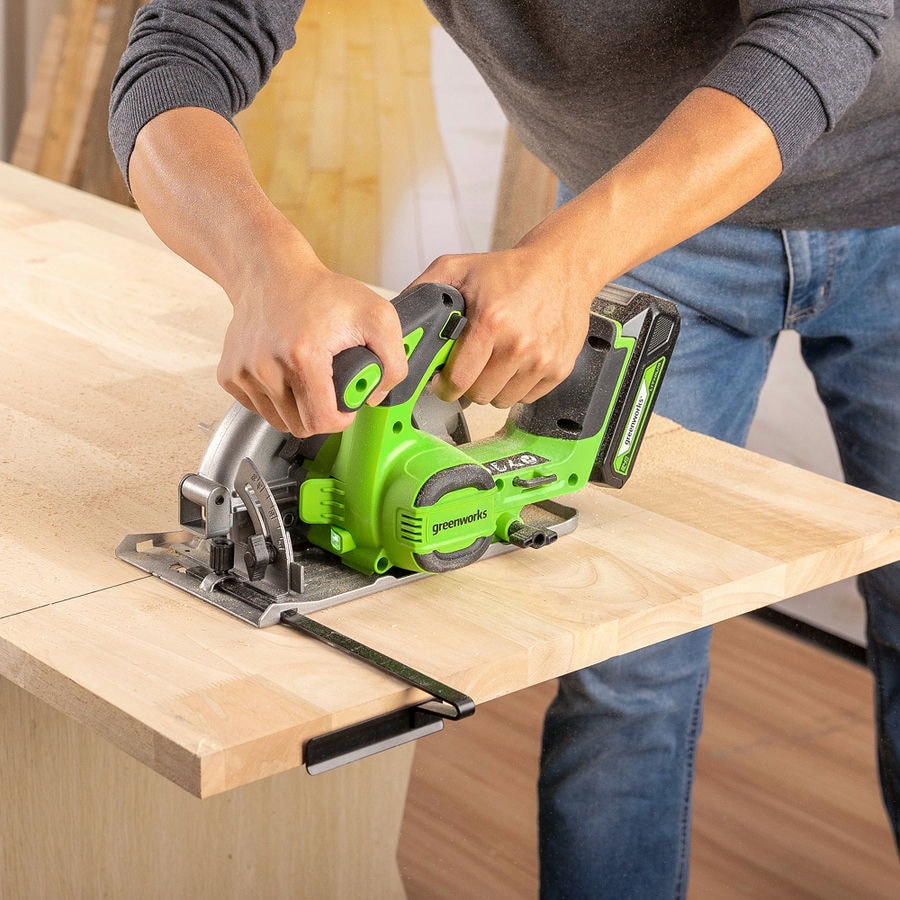 Дисковая пила акк. Greenworks GD24CS165, 24V,б/щет, 165х20мм, 4800 об/мин, рез 57мм,1х5Ач, ЗУ, кор (1501607CUG)