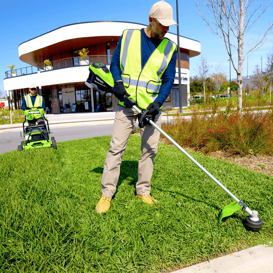 Триммер аккумуляторный Greenworks Арт. 2112307, 82V, 1,6 кВт, 43 см, бесщеточный, без АКБ и ЗУ