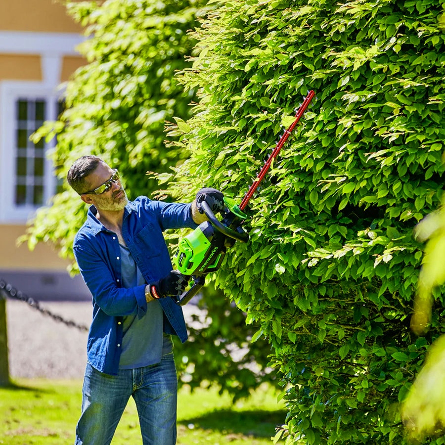 Кусторез аккумуляторный Greenworks Арт. 2206507, 60V, 66 см, бесщеточный, без АКБ и ЗУ